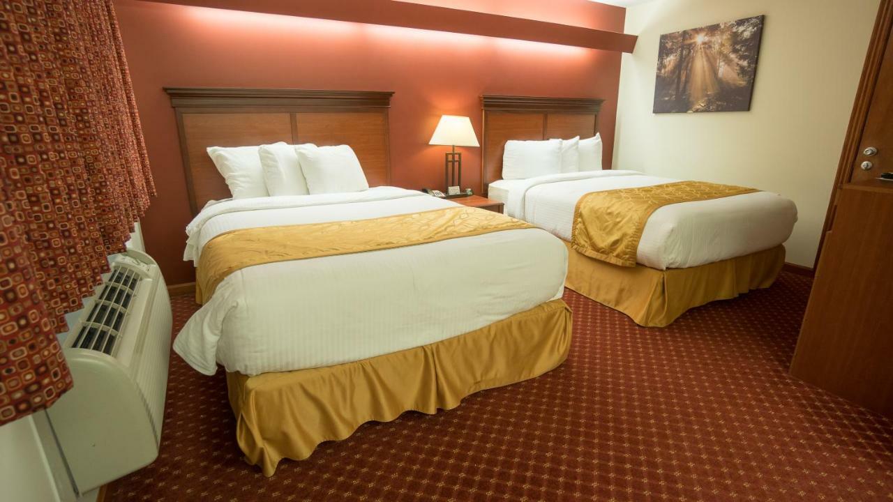 Shepherd Mountain Inn & Suites Pilot Knob Zewnętrze zdjęcie