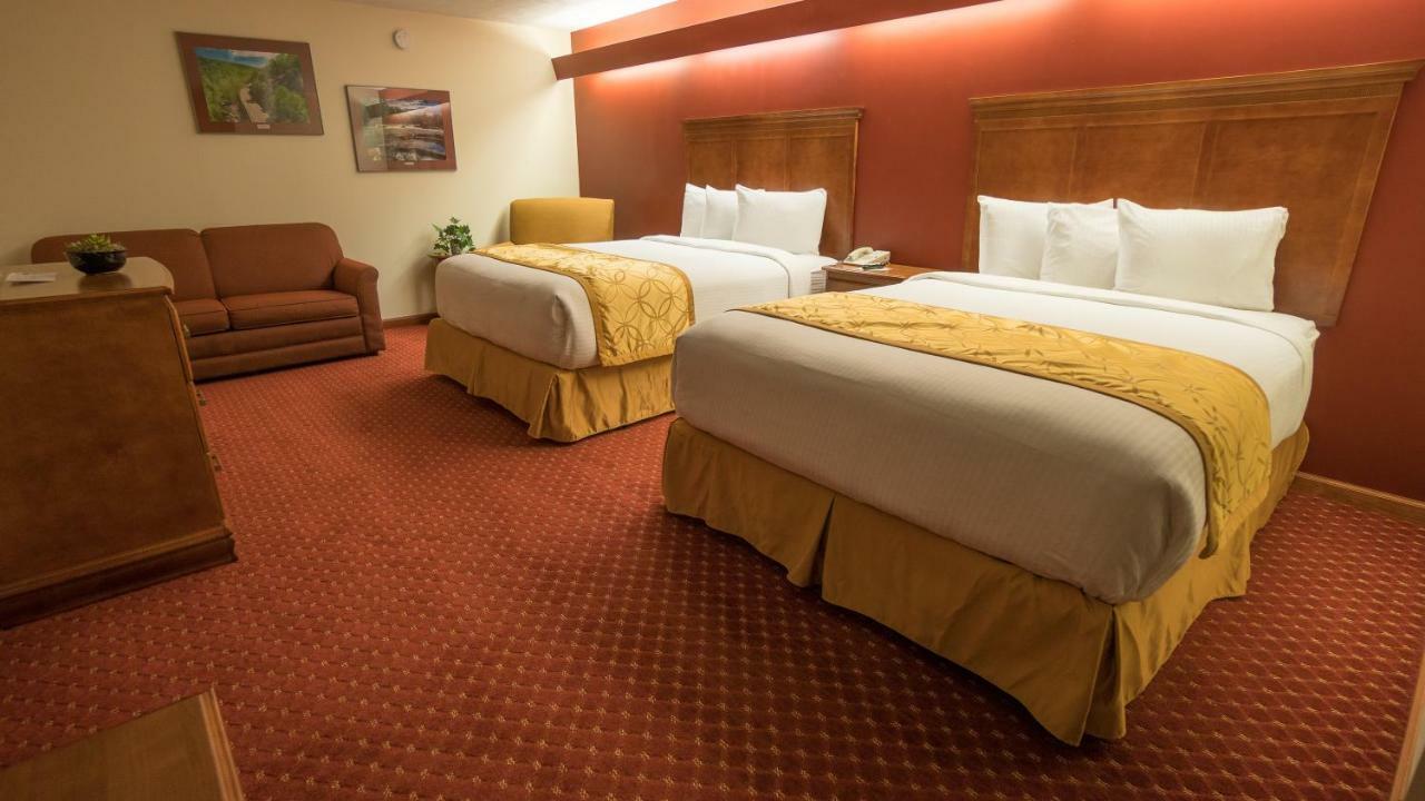 Shepherd Mountain Inn & Suites Pilot Knob Zewnętrze zdjęcie