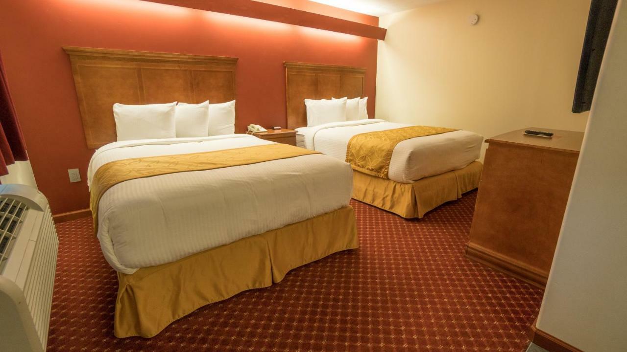 Shepherd Mountain Inn & Suites Pilot Knob Zewnętrze zdjęcie