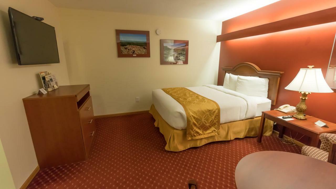 Shepherd Mountain Inn & Suites Pilot Knob Zewnętrze zdjęcie