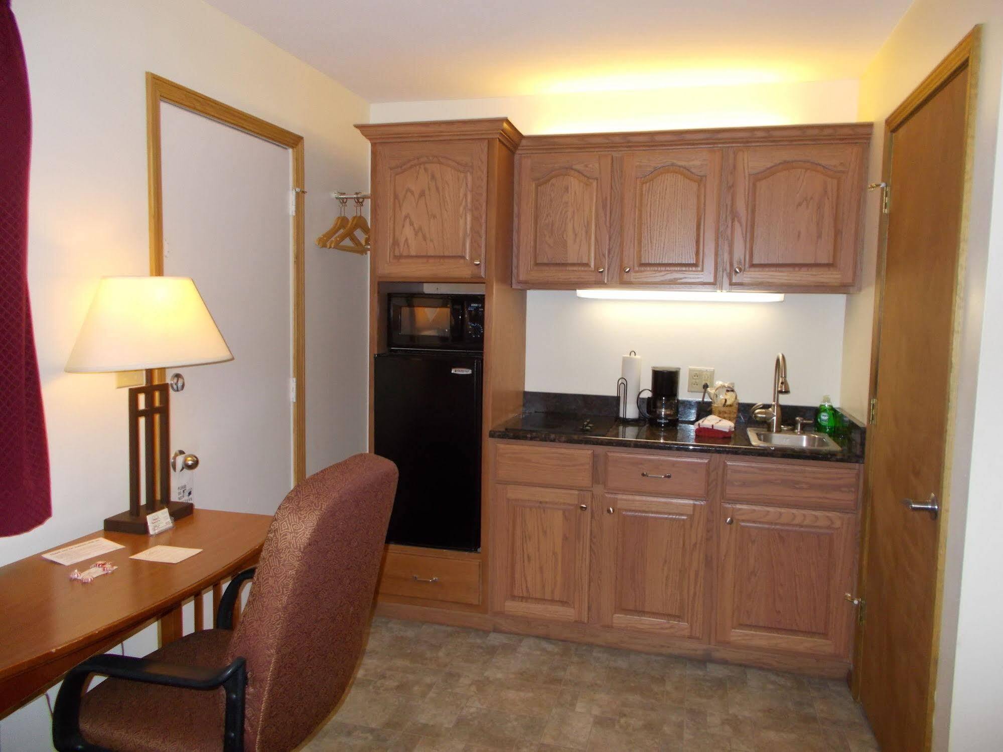 Shepherd Mountain Inn & Suites Pilot Knob Zewnętrze zdjęcie