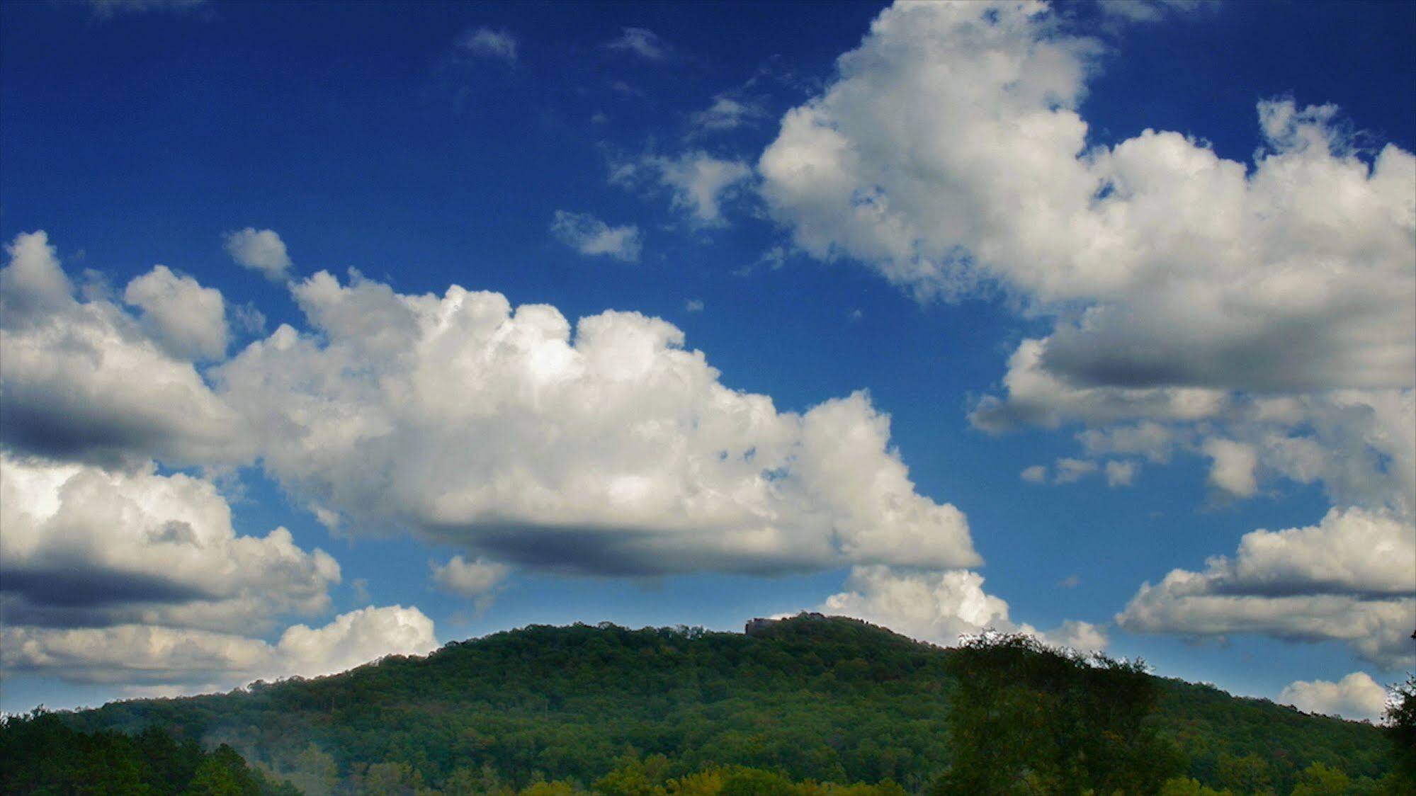 Shepherd Mountain Inn & Suites Pilot Knob Zewnętrze zdjęcie